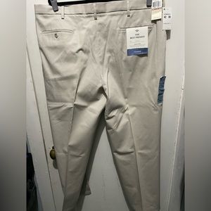 Men's Dockers Best Pressed Iron Free Khaki Stretch Size 42x30
